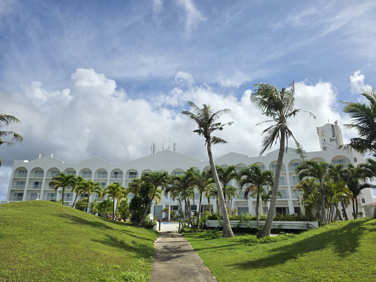 괌 파인이스트CC